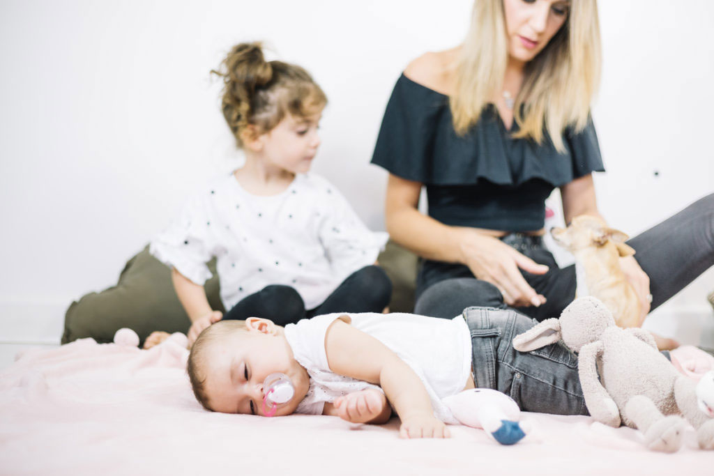 Benefícios de colocar músicas para bebê dormir