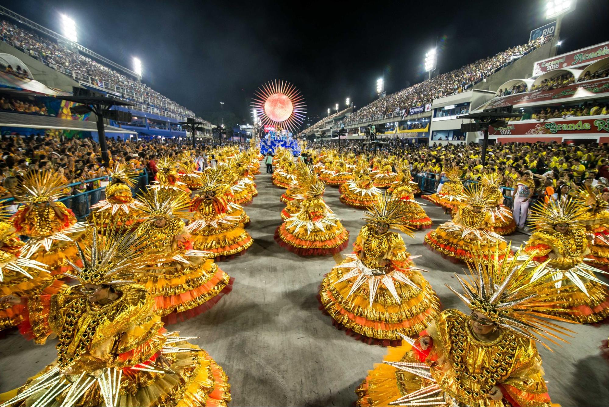 Carnival. Карнавал в Рио-де-Жанейро Бразилия. Рио де же Нейро карнавал. Бразилия фестиваль Рио де Жанейро. Карнавал Рио в Бразилии.